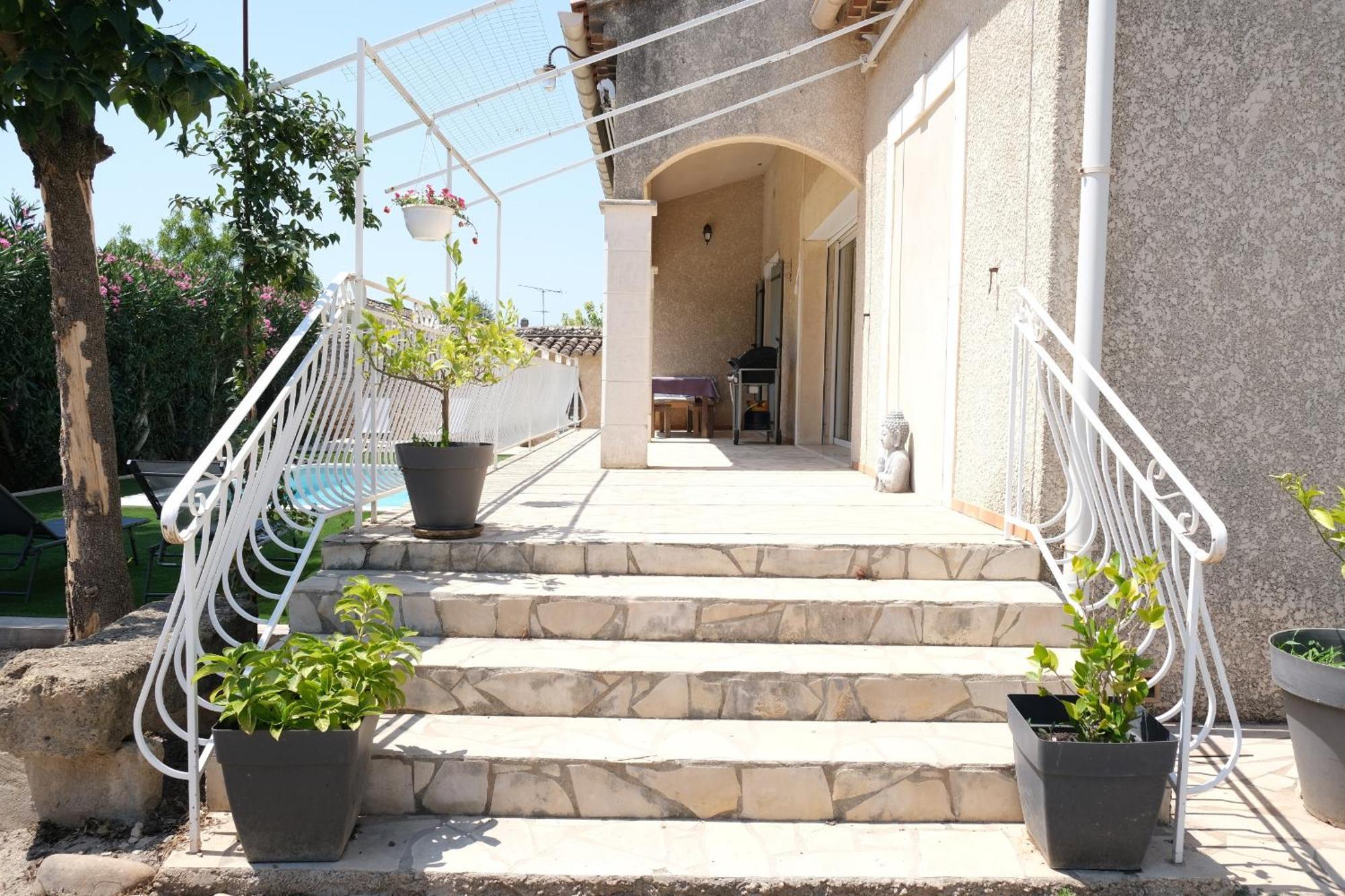 Pretty Detached House With Swimming Pool In The Village Of Mouries Dış mekan fotoğraf